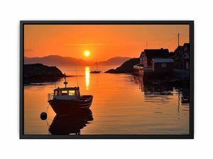 Midhnight Sun in Norway Painting