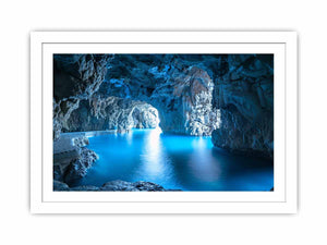 Ocean Cave Streched canvas