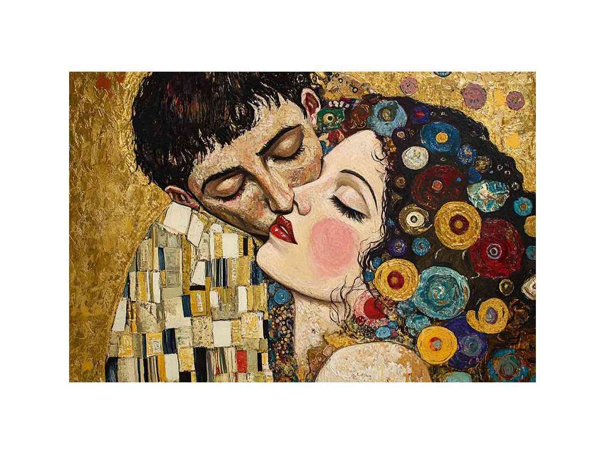 Elegant romantic kiss Canvas Print with gold and patterned details